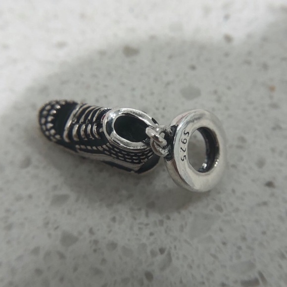 Sterling silver Skater shoes Vans lookalike charm, fits Pandora bracelet - Picture 3 of 7